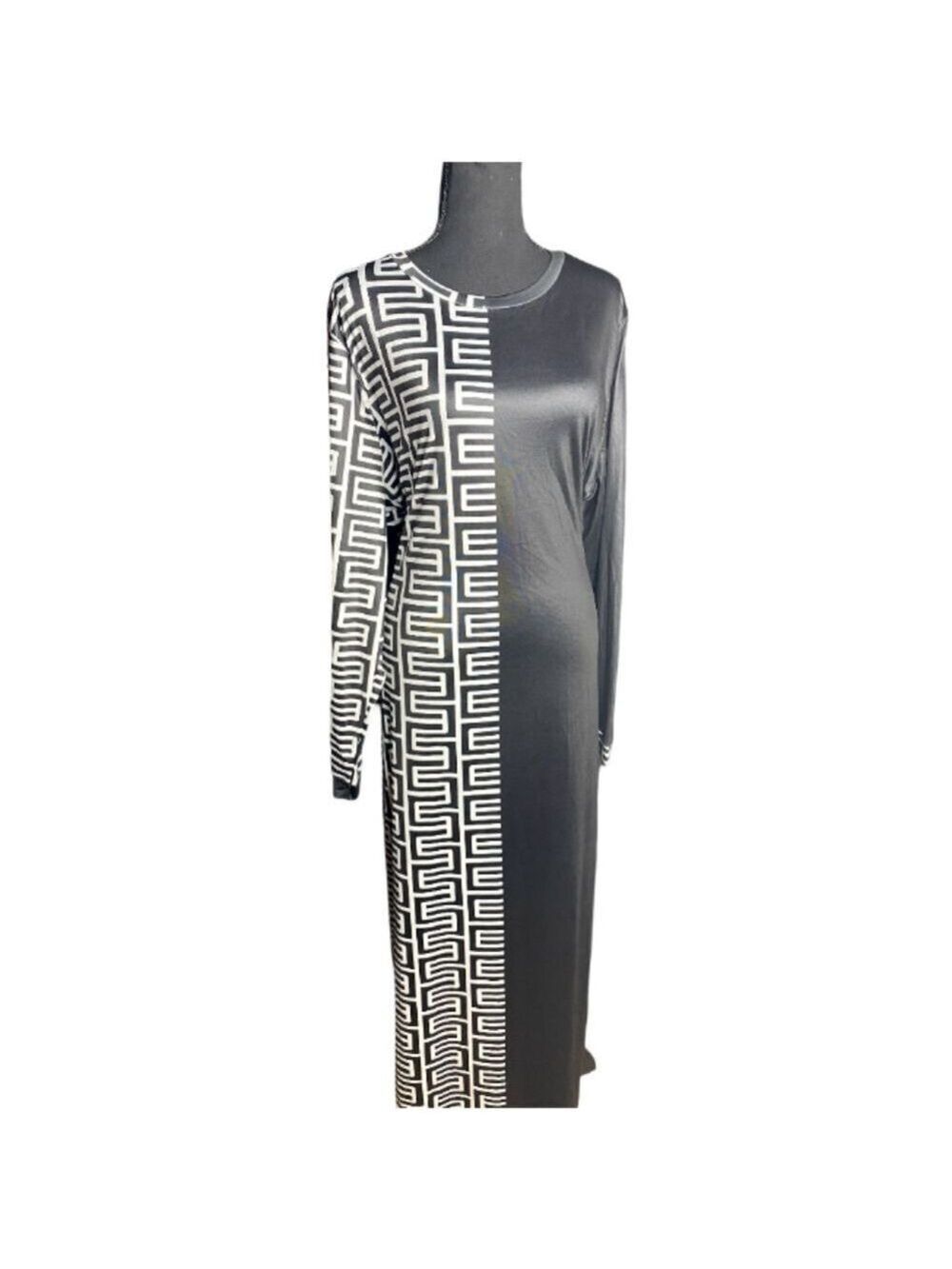 Womens Plus| Black And White Patterned Dress. |BB- Dsst-1 - Picture 3 of 4